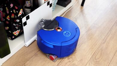 Photo of Roomba vs Dyson which offers the best vacuum robots